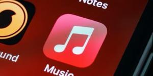 Apple Music Icon on Screen  